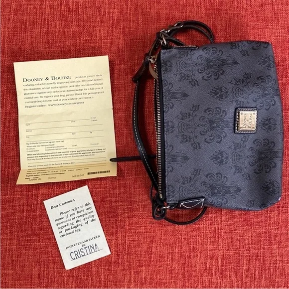 D&B Dooney & Bourke HM Haunted Mansion Wallpaper Print Crossbody - Picture 3 of 16